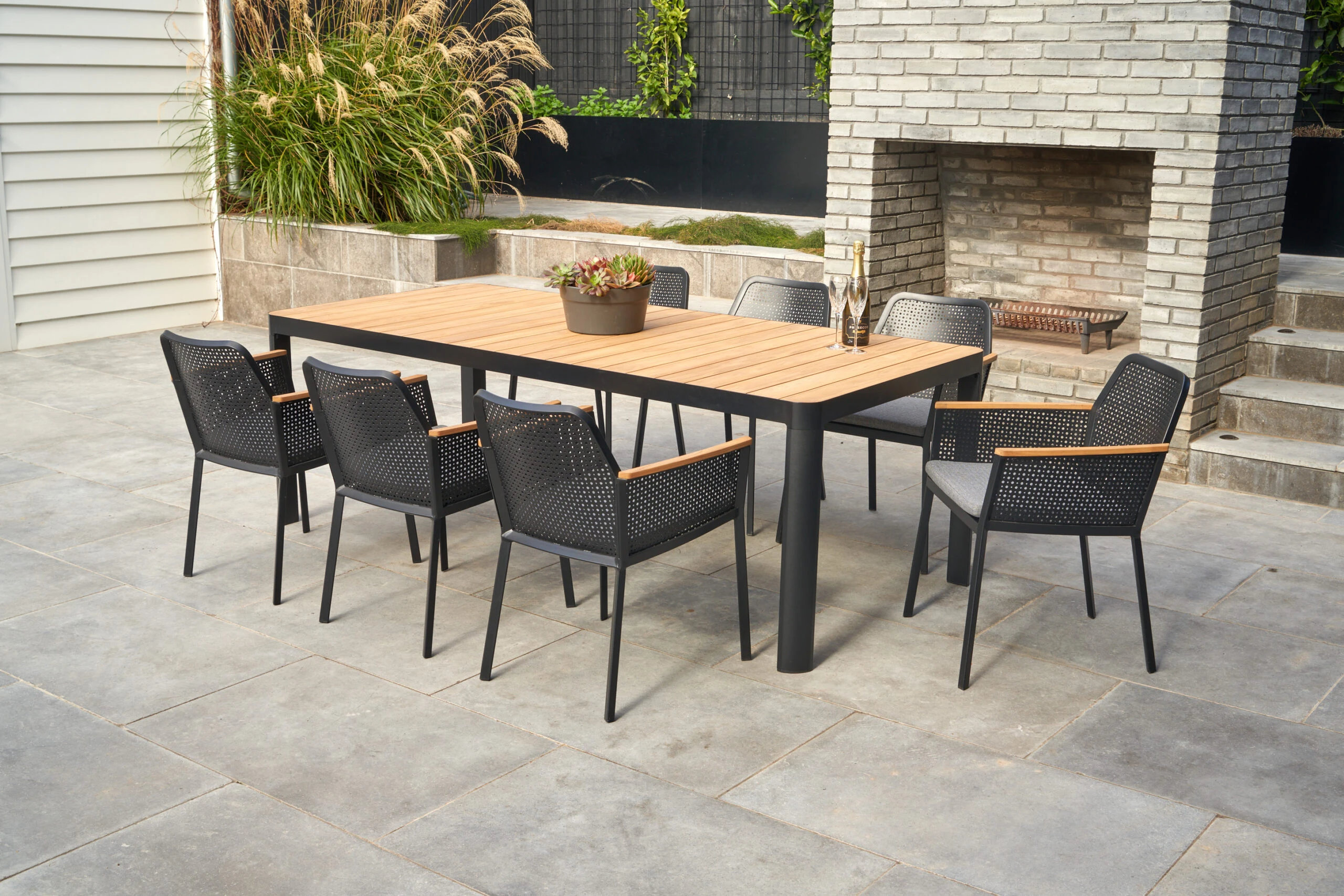 Melton Craft Bonn Apex 9 Piece Dining Setting Black